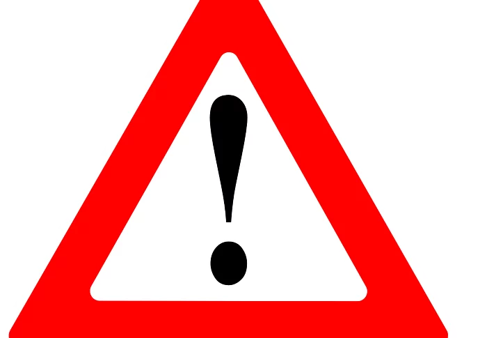 Achtung! Verkehrsschildung Achtung