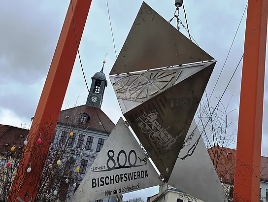 Kaleidozyklus im Mediaturm Das umgebaute Kaleidozyklus auf dem Weg nach oben in den Mediaturm.